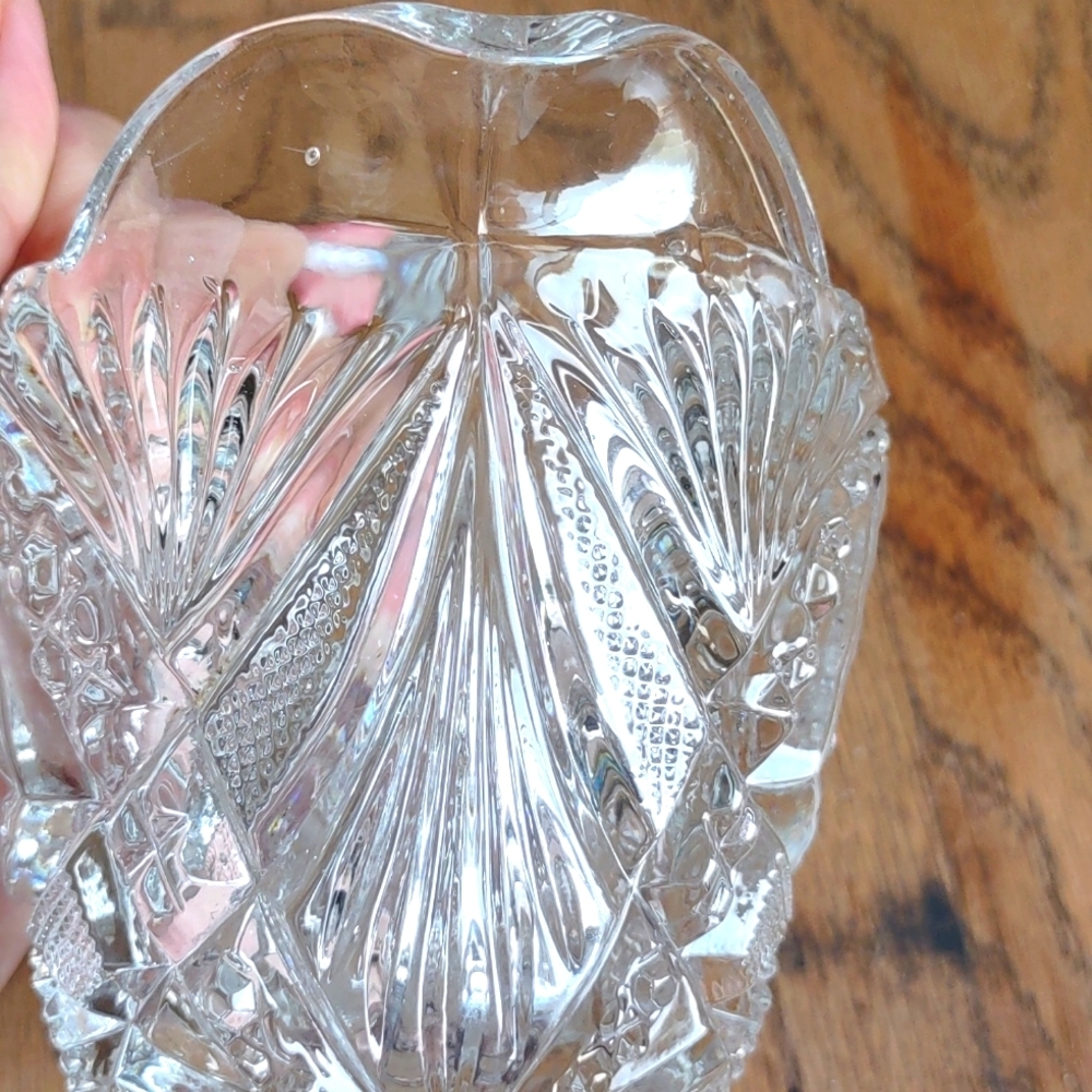 Hobstar and Arches Pressed Glass Creamer - Picture 9 of 9